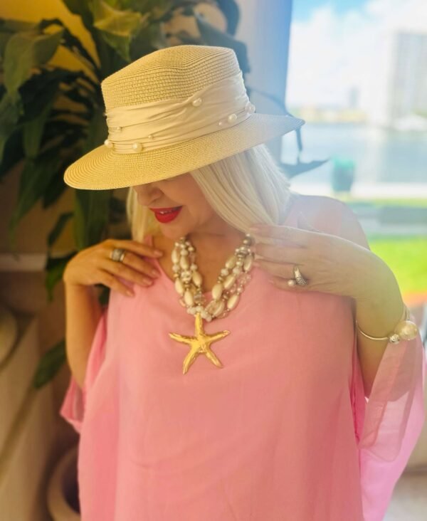 Collar de Perlas y Metal de Diseñador – Un Toque de Glamour y Distinción - Image 2