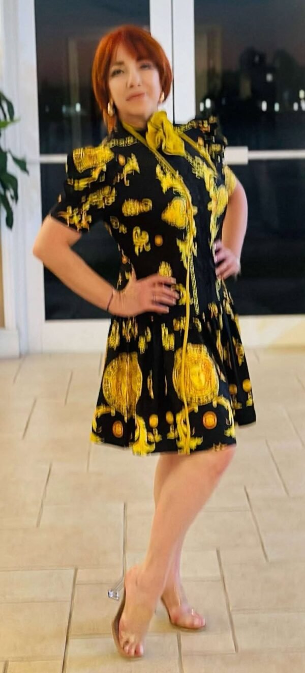 Vestido Elastizado de Seda y Poliéster – Elegancia y Exclusividad en una Prenda Única - Image 2